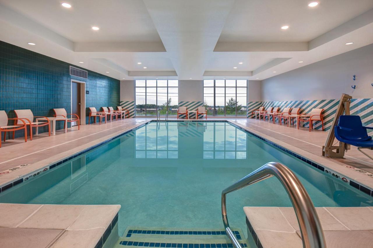 Holiday Inn - Erie By Ihg Extérieur photo