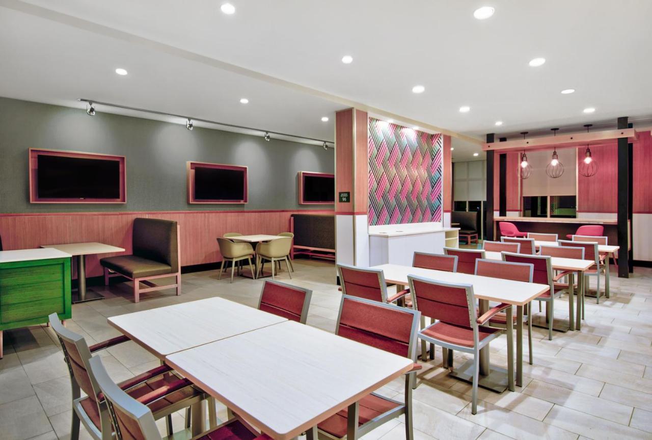 Holiday Inn - Erie By Ihg Extérieur photo